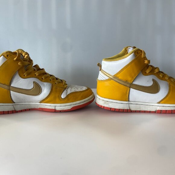 Nike Dunk Highs University Gold - Picture 4 of 5